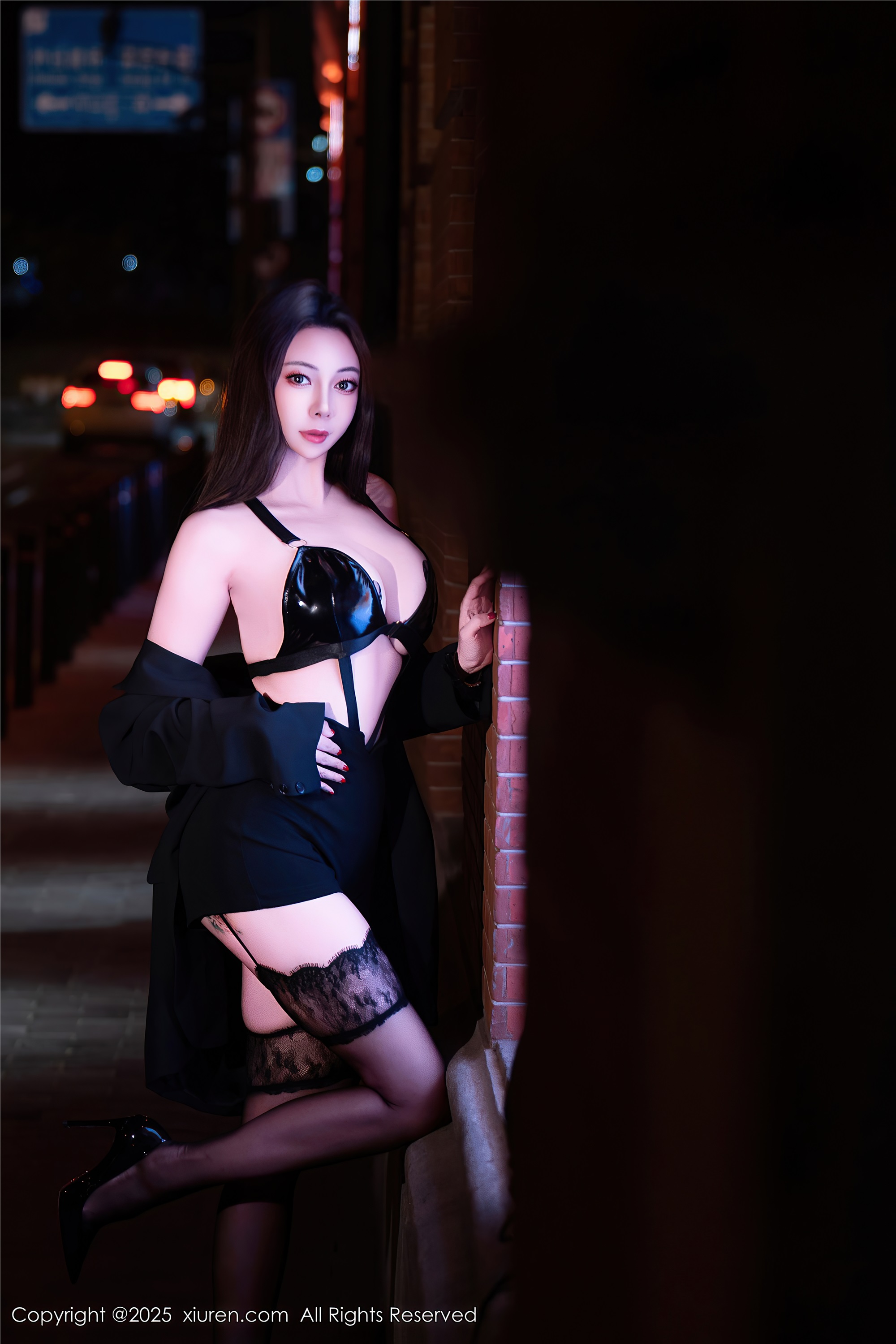 Xiuren秀人网 2025.10.23 NO.10899 果儿Victoria